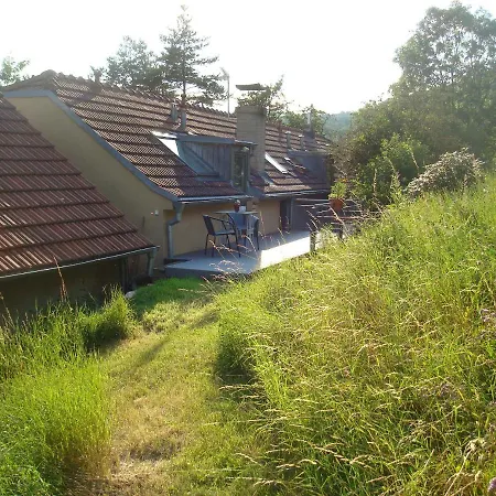 Pod Velkou Amerikou شقة